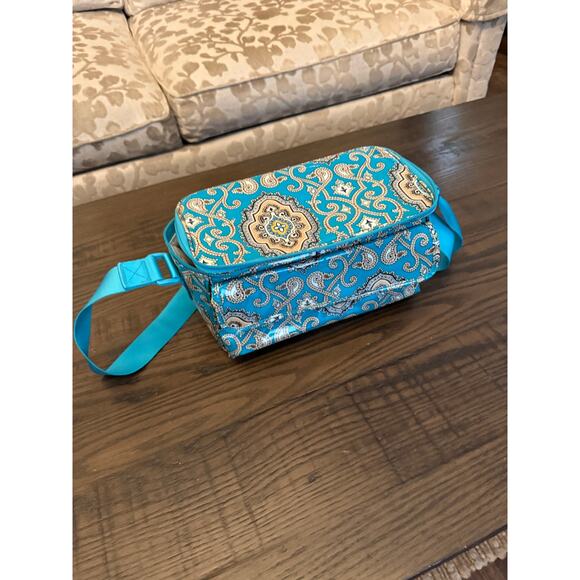 Vera Bradley Vinyl Cooler Insulated Lunch Bag - Picture 1 of 10